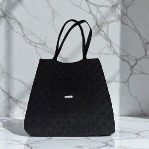 New Without Tags Vera Bradley Black Quilted Shoulder Bag Tote